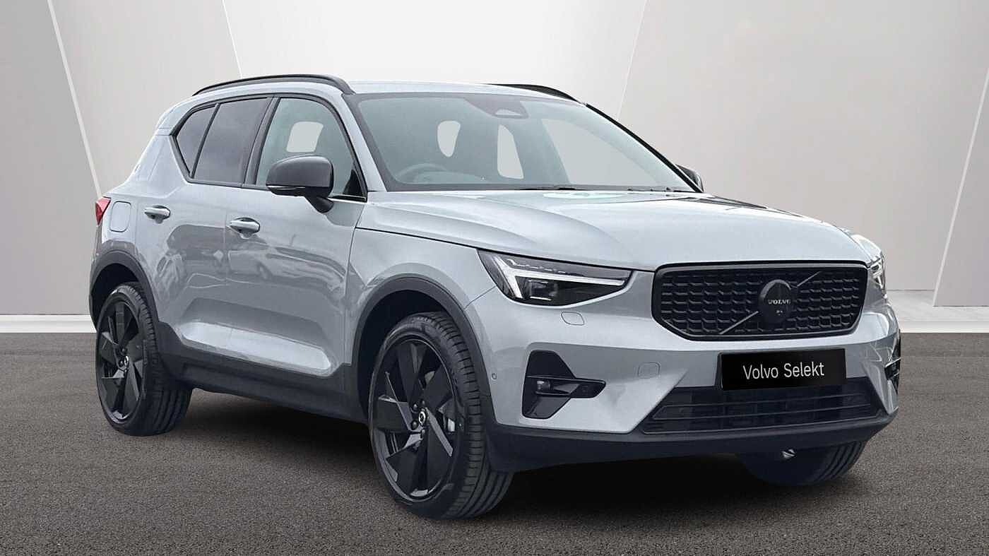 Main listing image - Volvo XC40