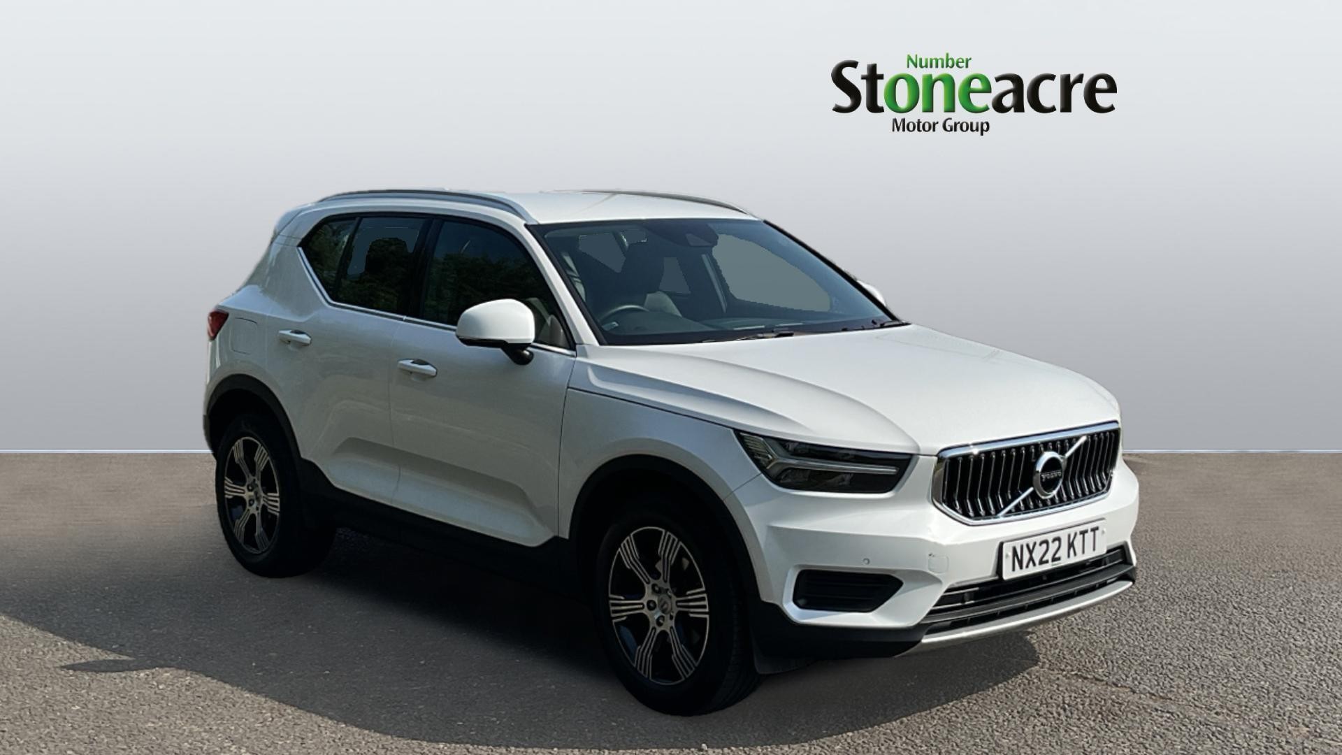 Main listing image - Volvo XC40
