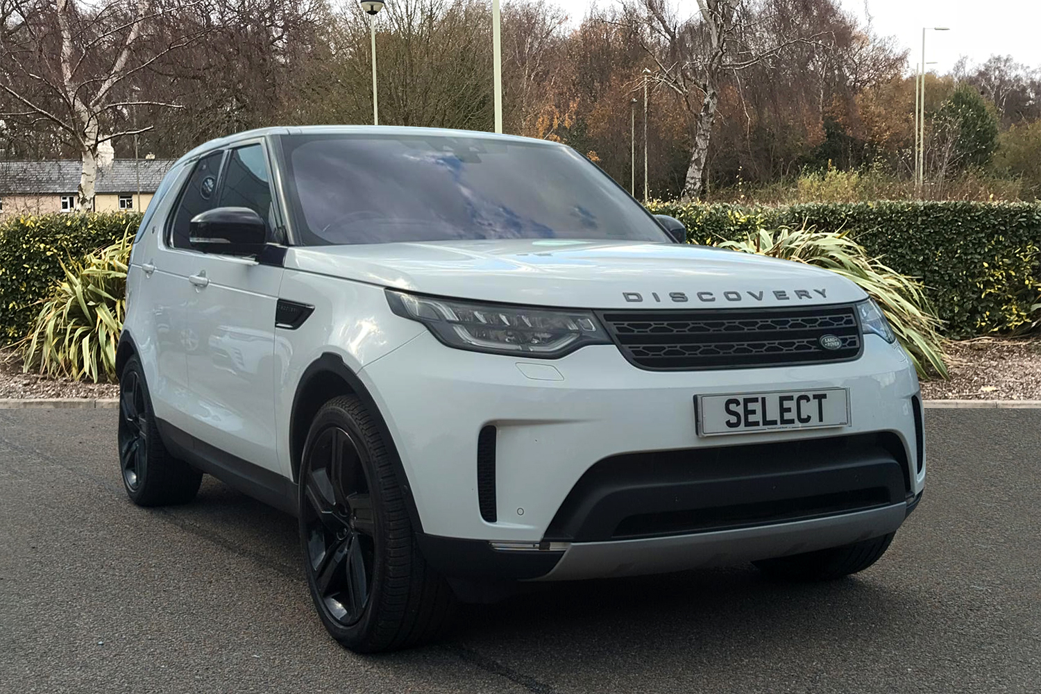 Main listing image - Land Rover Discovery