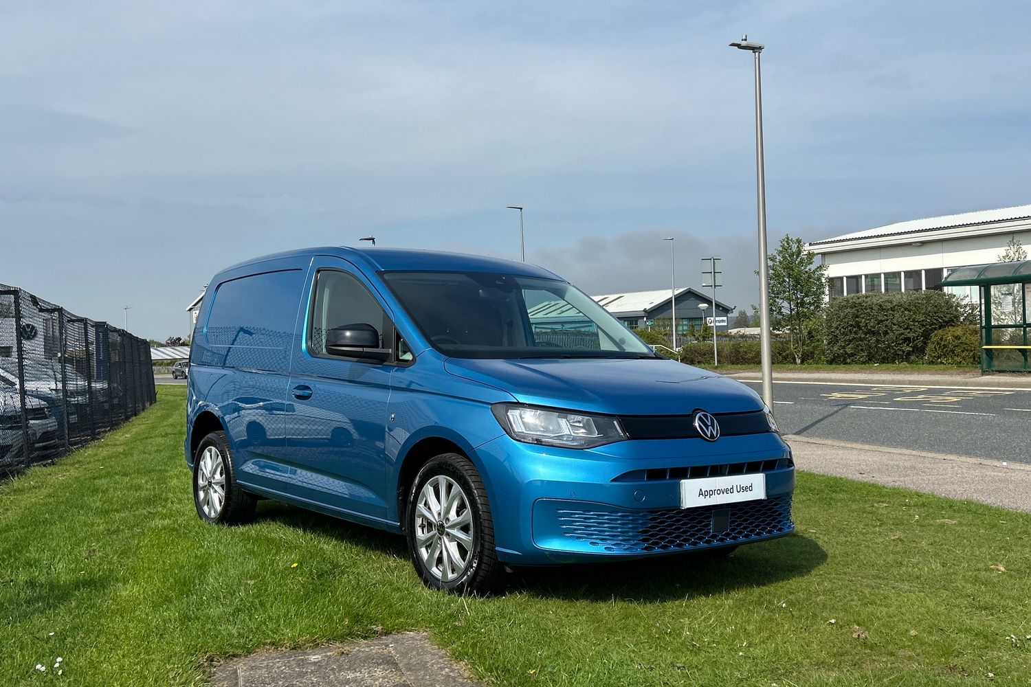 Main listing image - Volkswagen Caddy