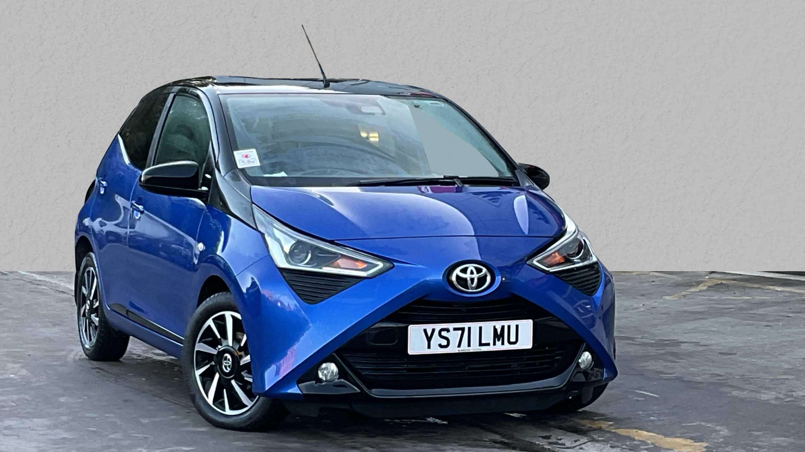 Main listing image - Toyota Aygo