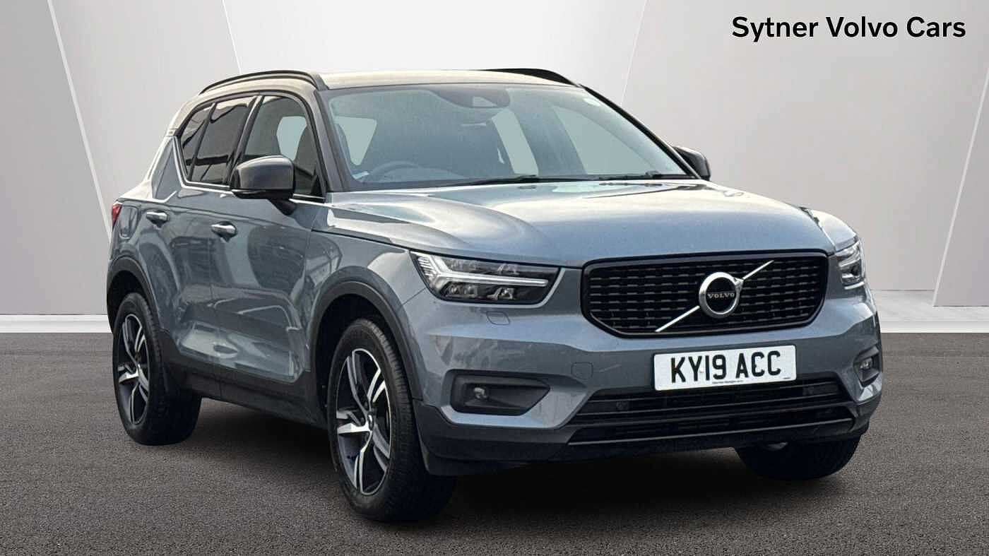 Main listing image - Volvo XC40