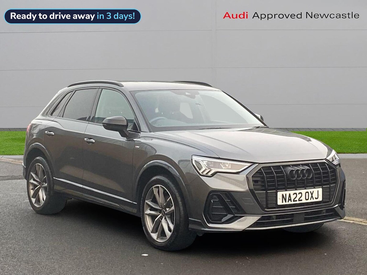 Main listing image - Audi Q3