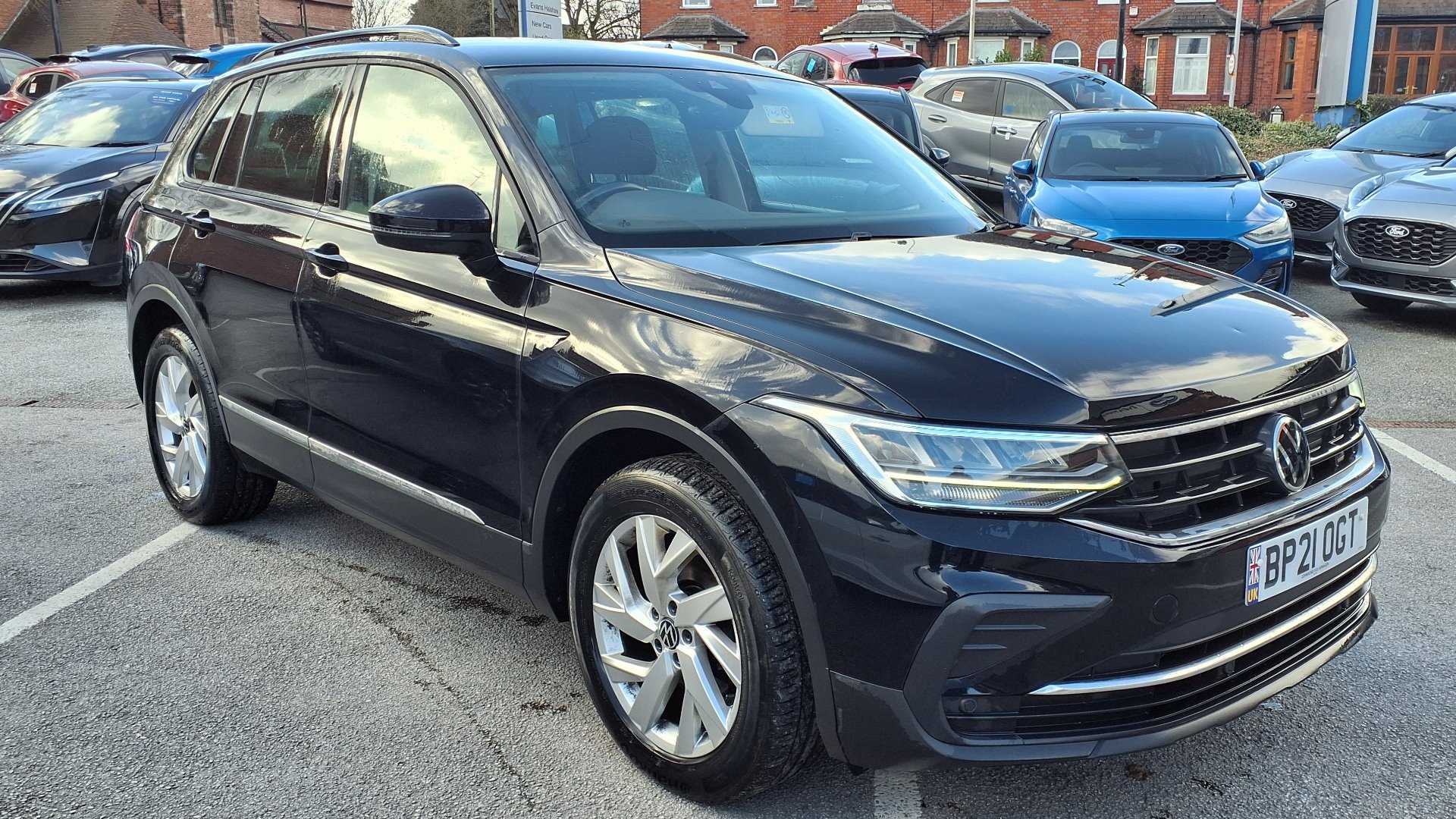 Main listing image - Volkswagen Tiguan