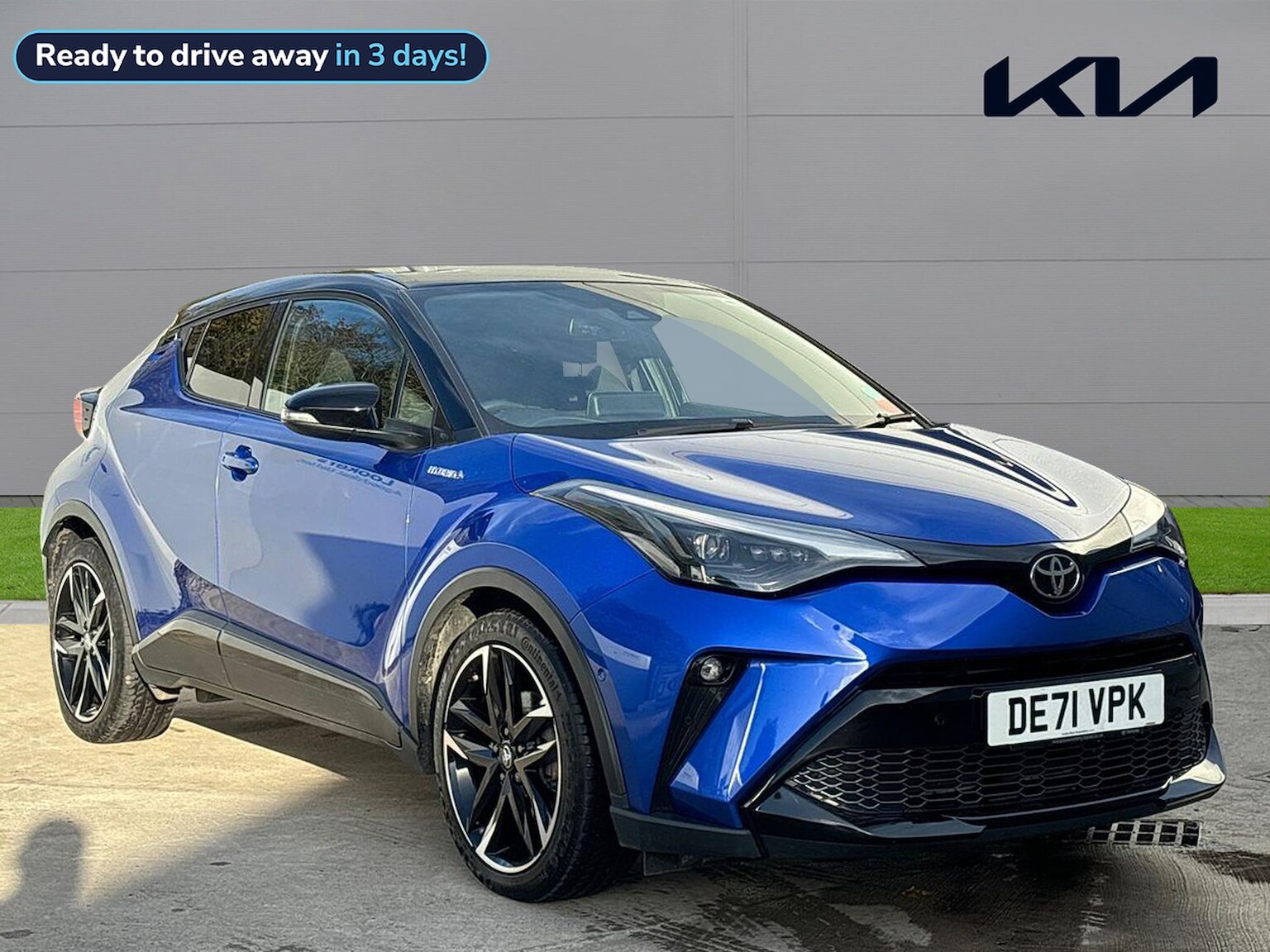 Main listing image - Toyota C-HR