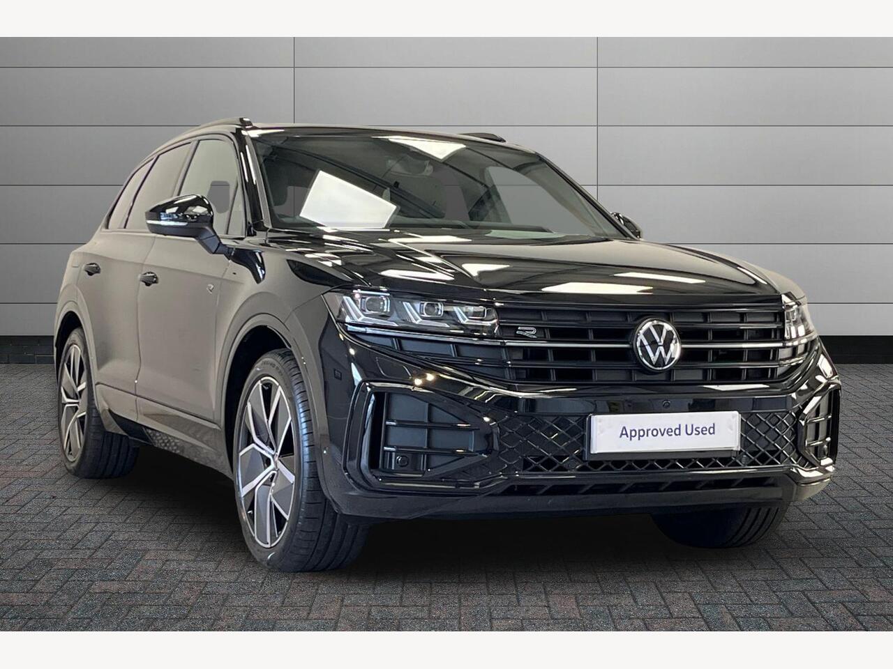 Main listing image - Volkswagen Touareg