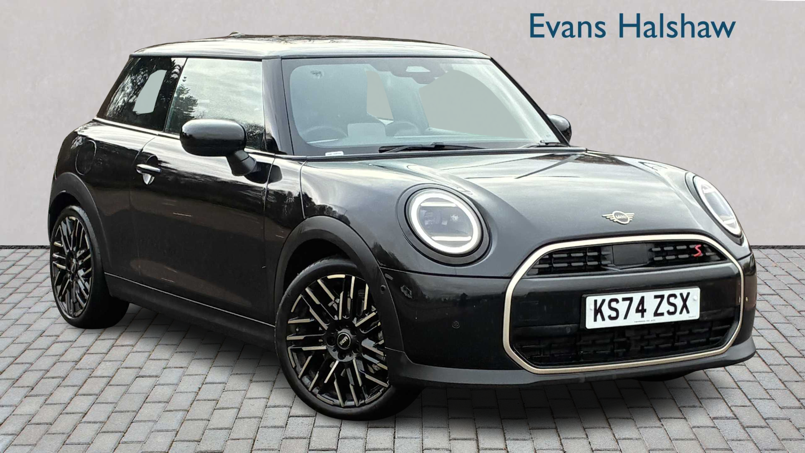 Main listing image - MINI Hatchback