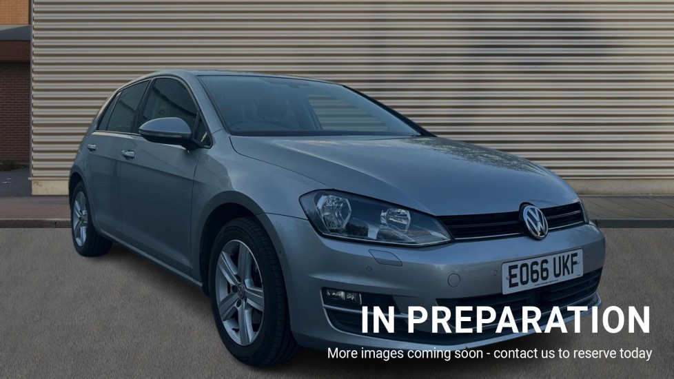 Main listing image - Volkswagen Golf