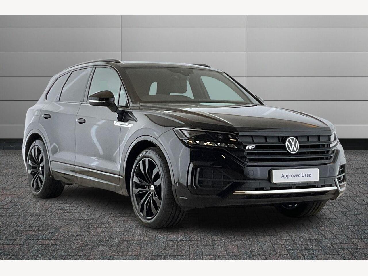 Main listing image - Volkswagen Touareg