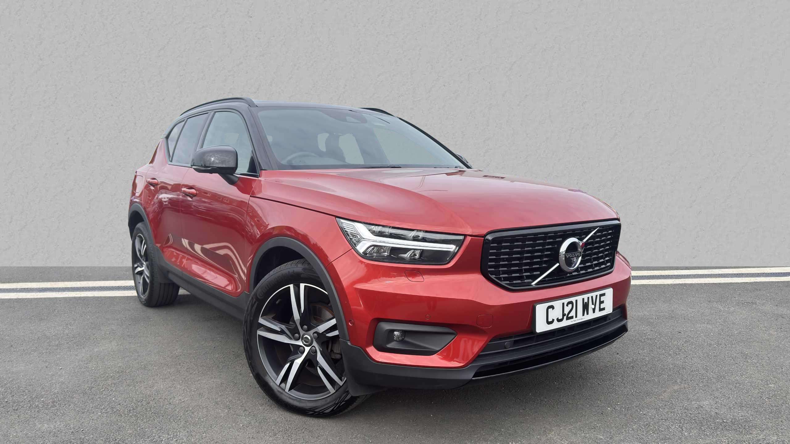 Main listing image - Volvo XC40