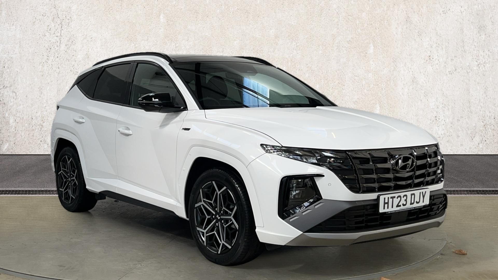 Main listing image - Hyundai Tucson
