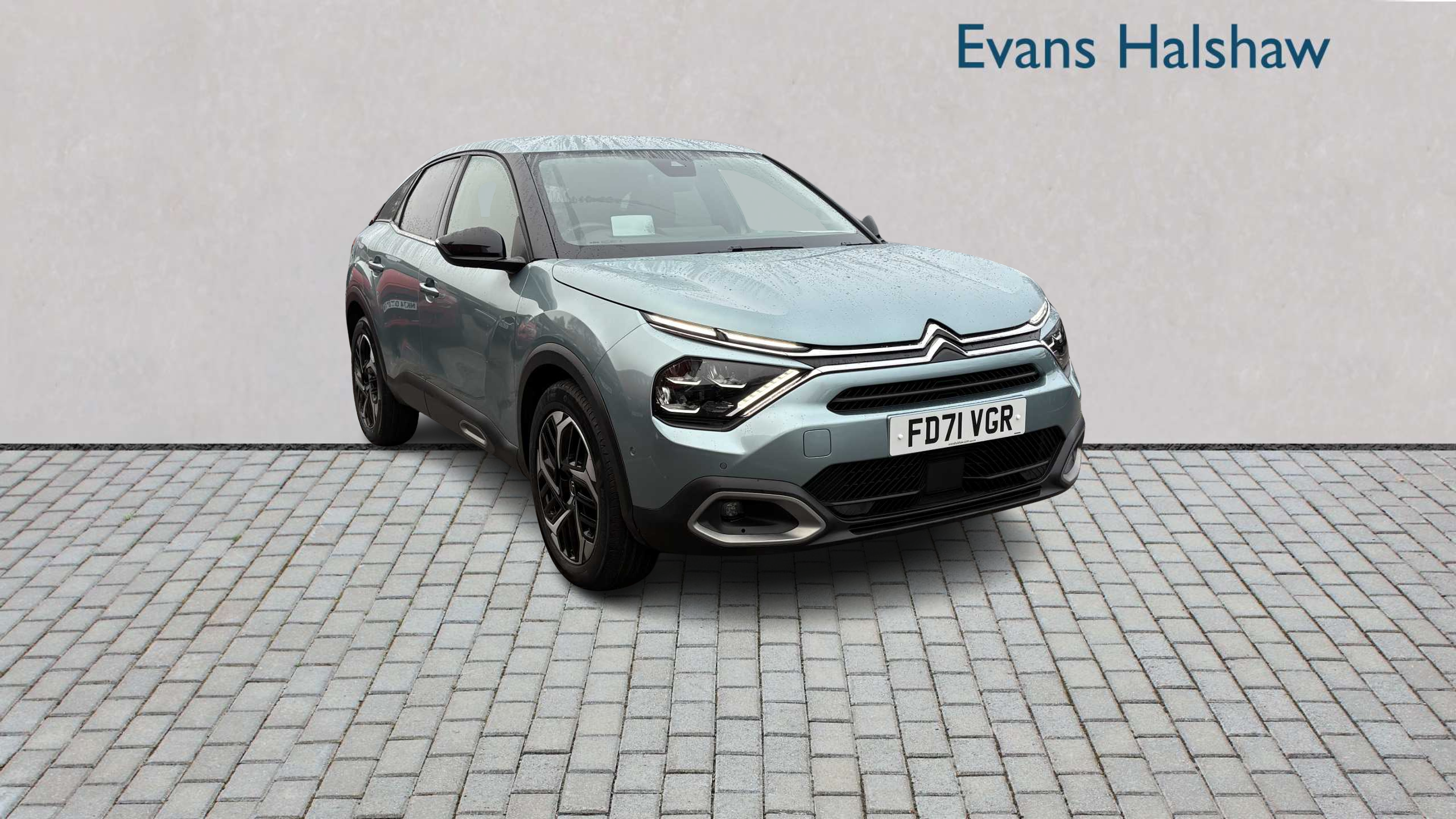 Main listing image - Citroen C4