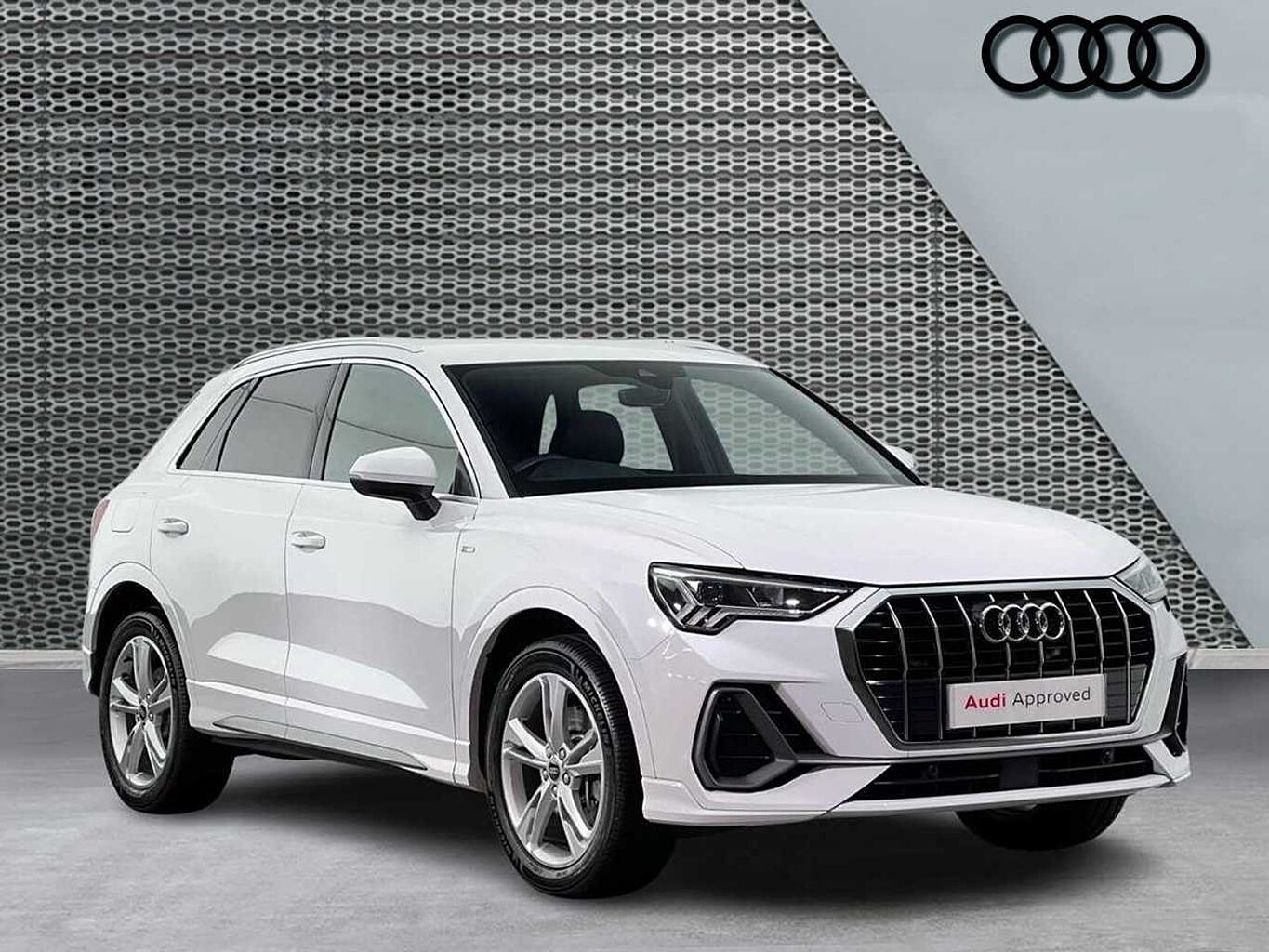 Main listing image - Audi Q3