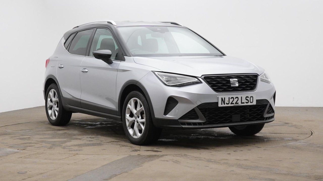 Main listing image - SEAT Arona