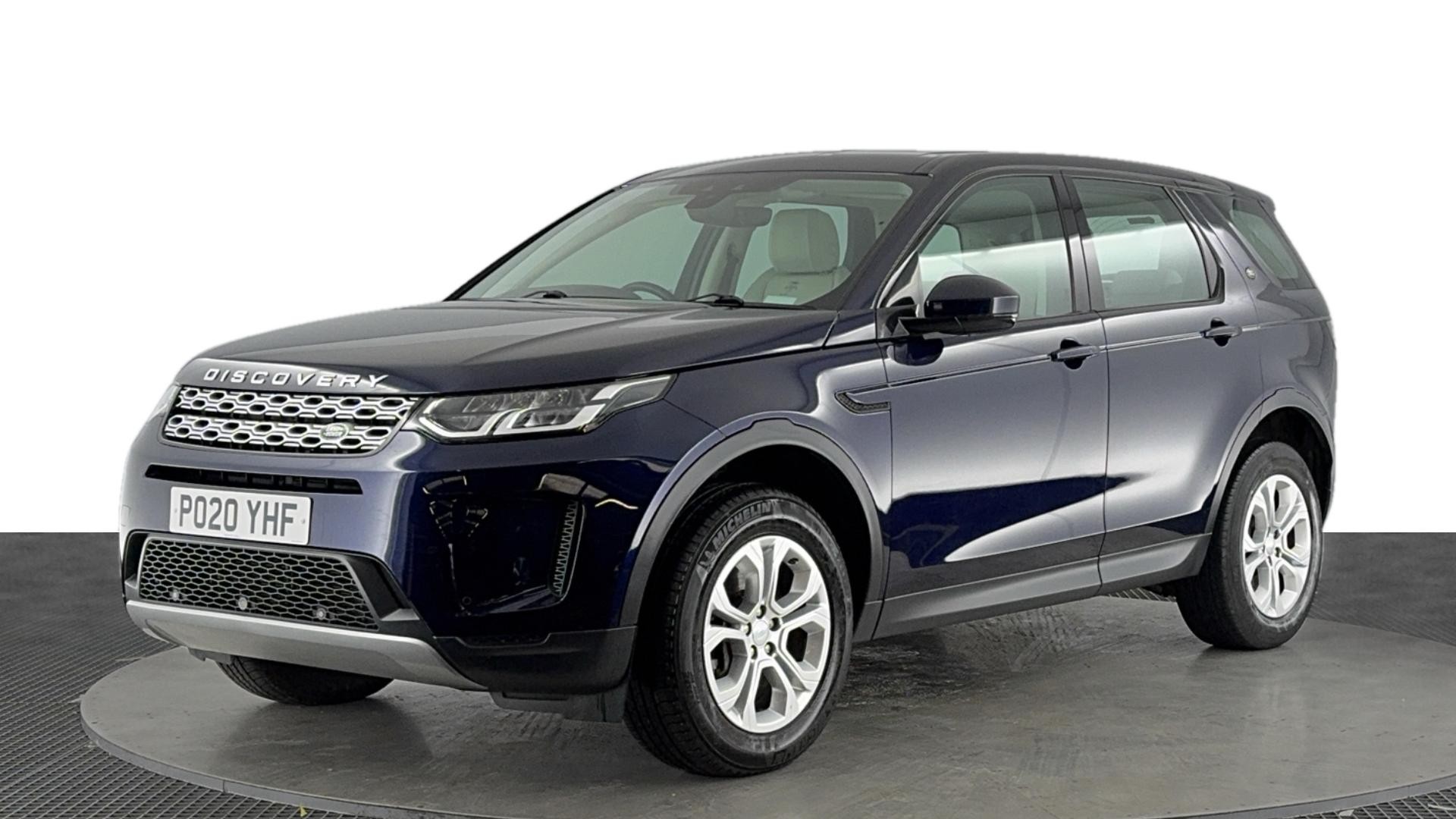 Main listing image - Land Rover Discovery Sport