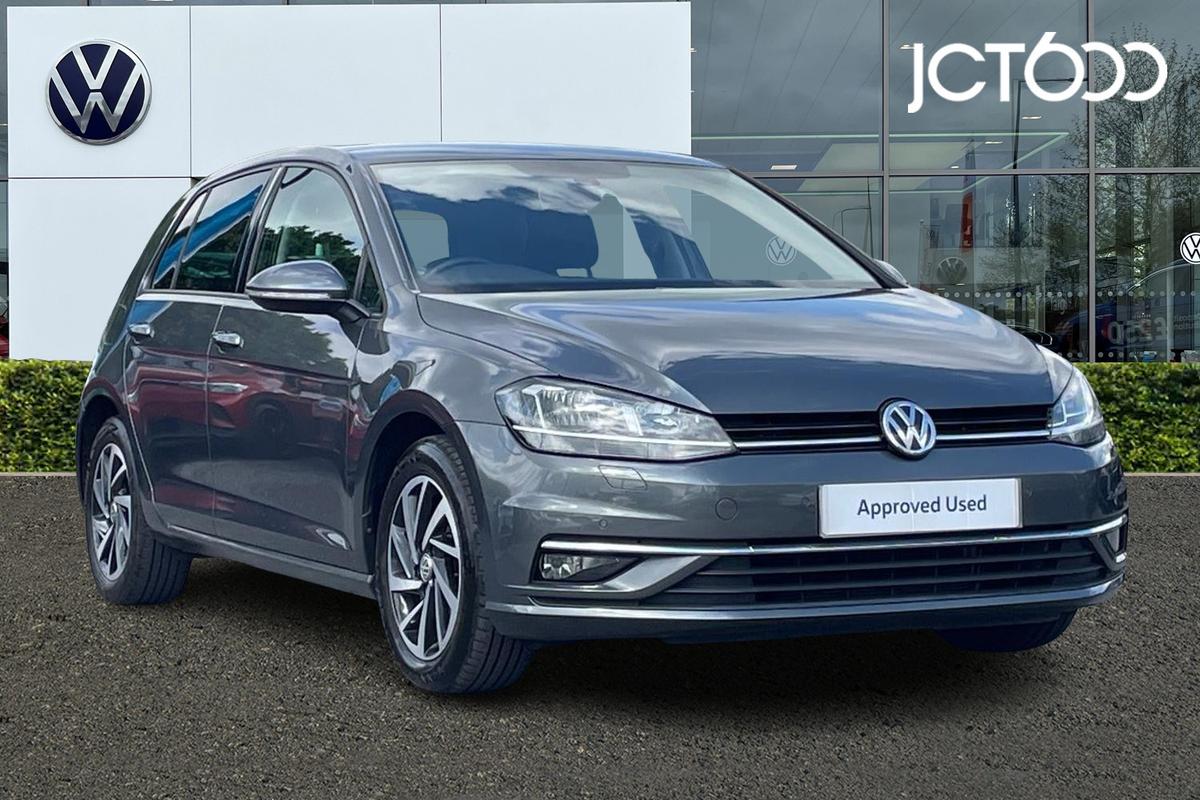 Main listing image - Volkswagen Golf