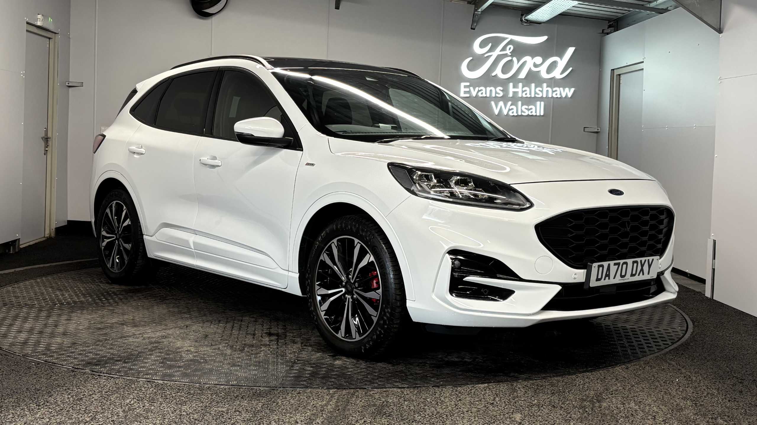 Main listing image - Ford Kuga