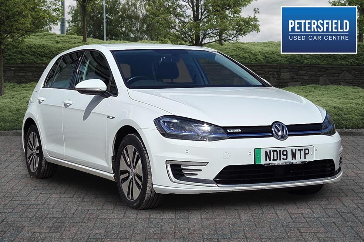 Main listing image - Volkswagen Golf