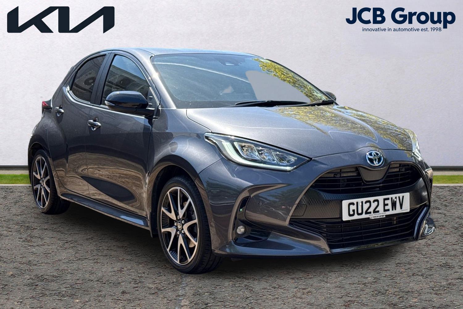 Main listing image - Toyota Yaris