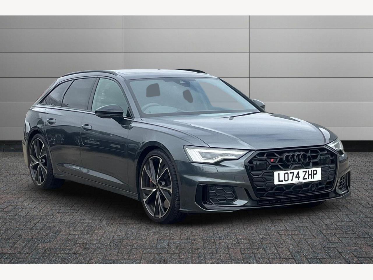 Main listing image - Audi S6