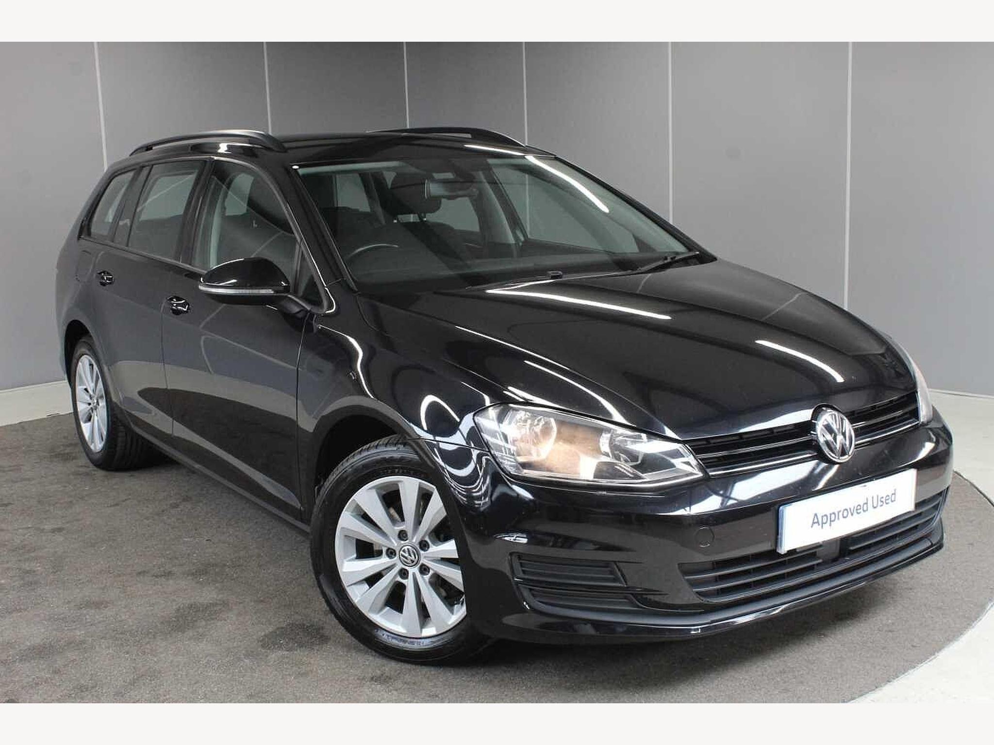 Main listing image - Volkswagen Golf Estate