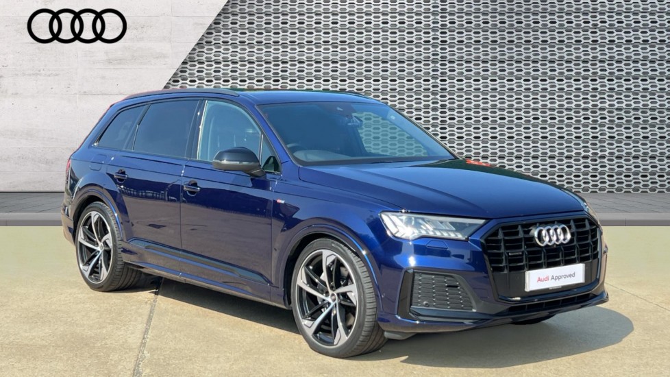 Main listing image - Audi Q7