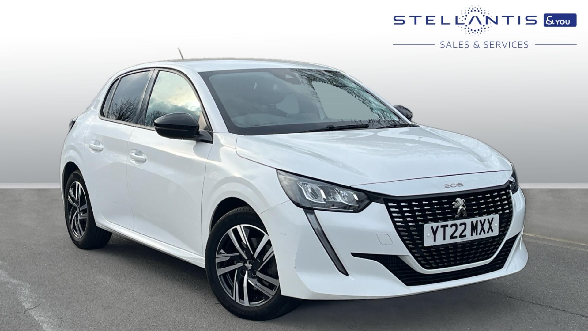 Main listing image - Peugeot 208