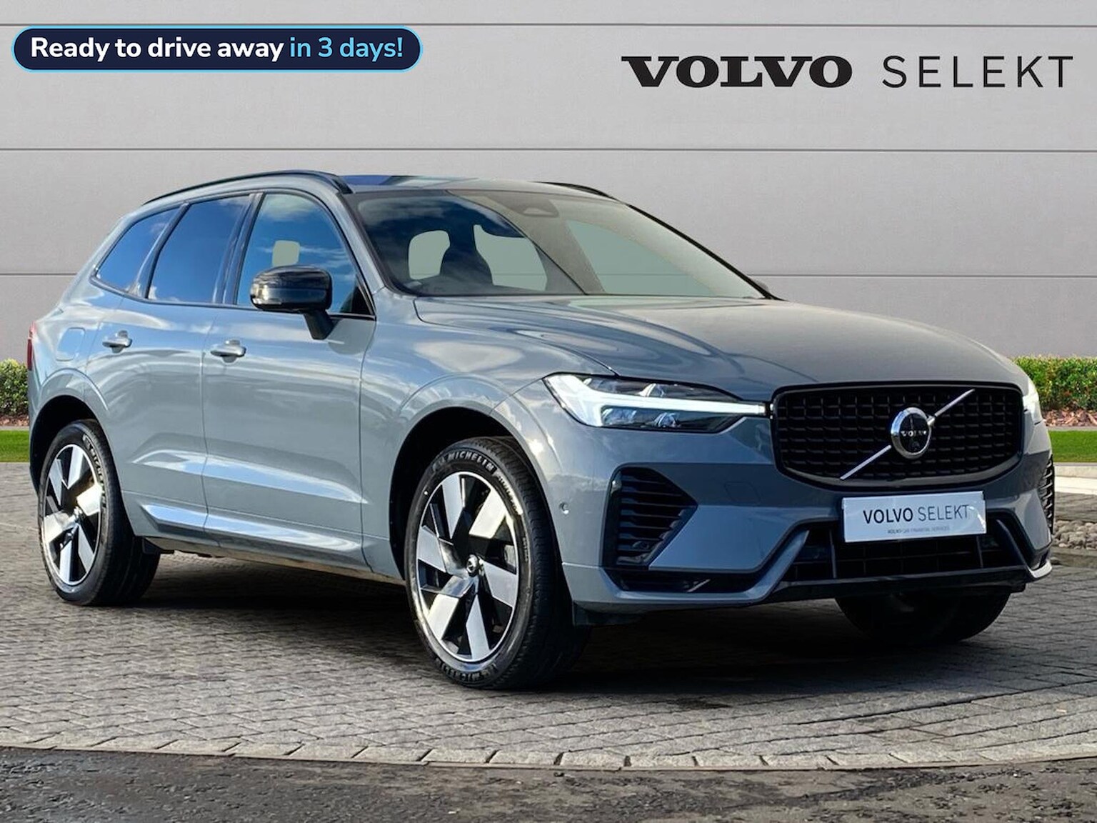 Main listing image - Volvo XC60