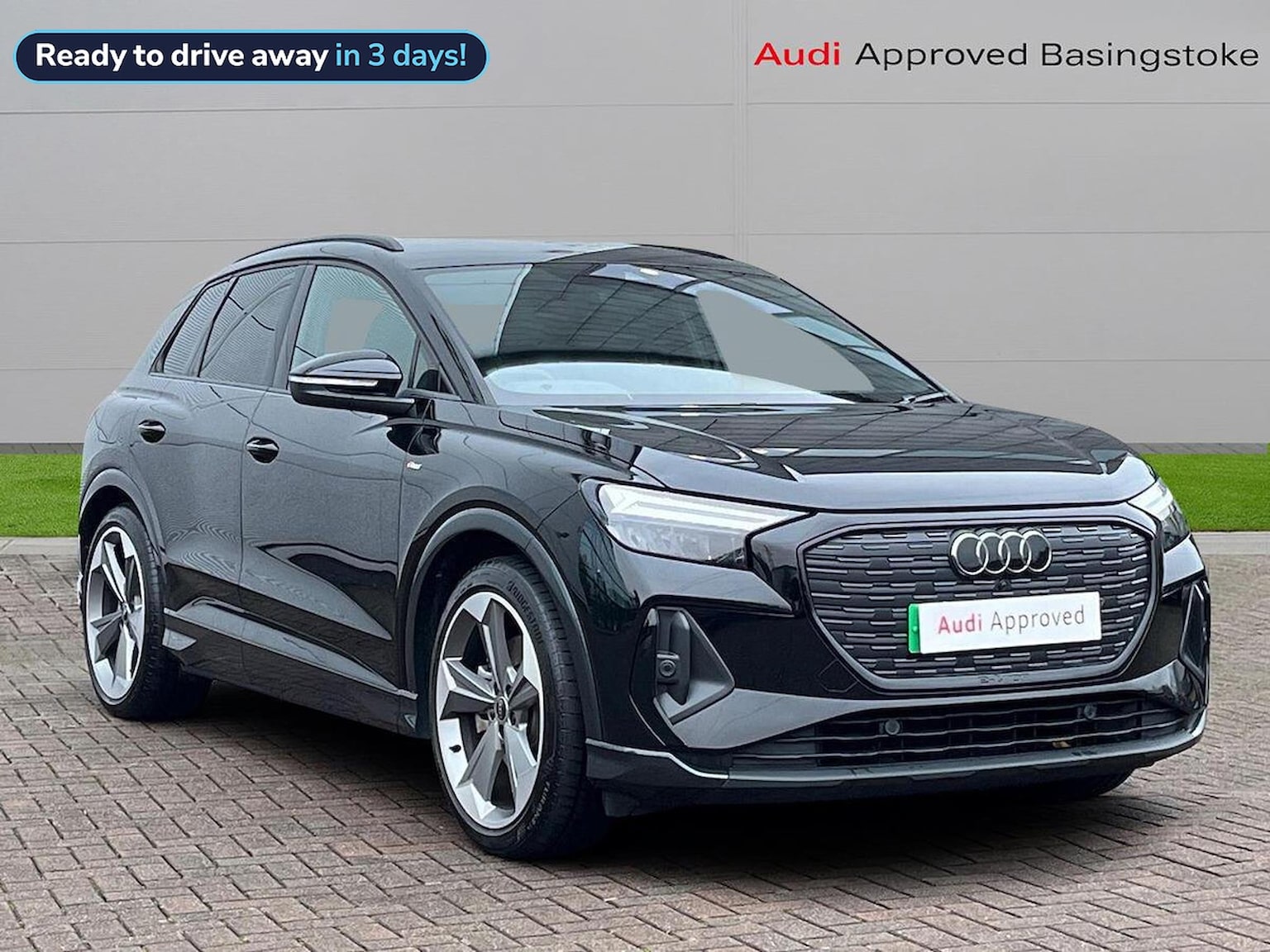 Main listing image - Audi Q4