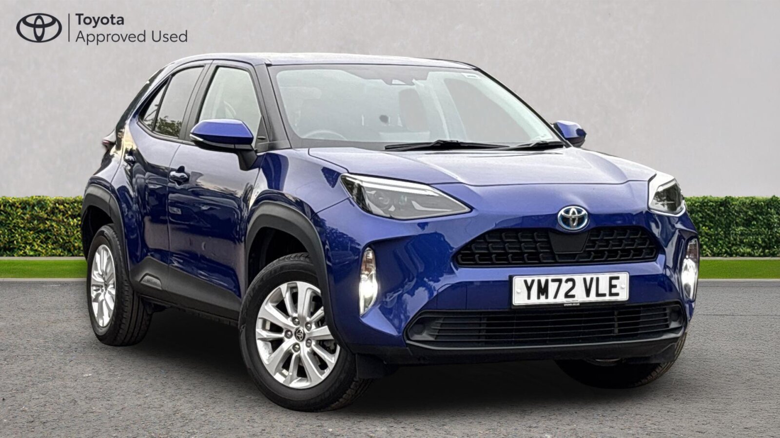 Main listing image - Toyota Yaris Cross