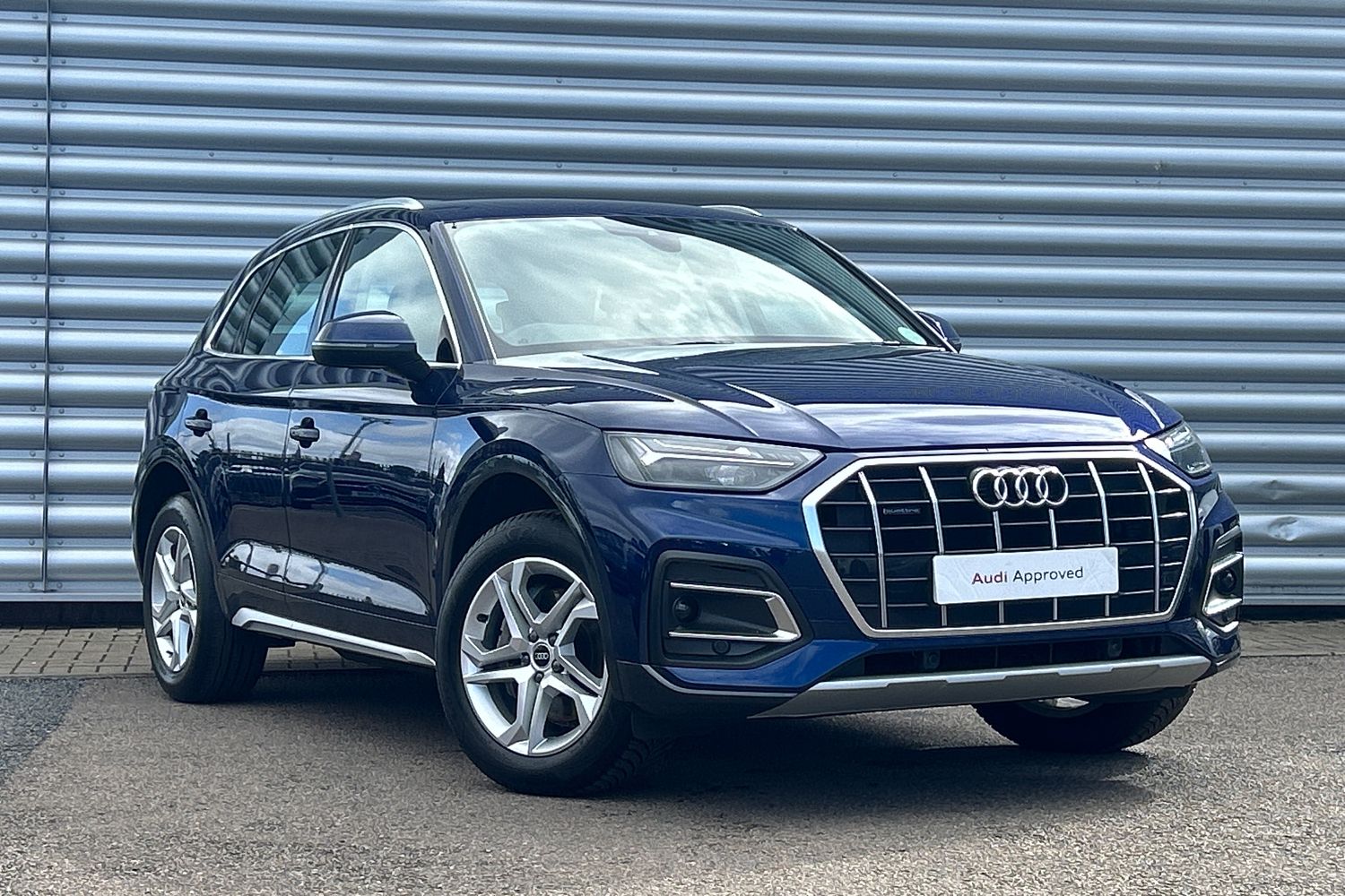 Main listing image - Audi Q5