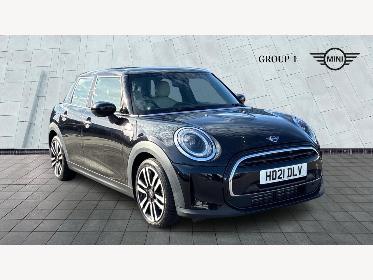 Main listing image - MINI Hatchback