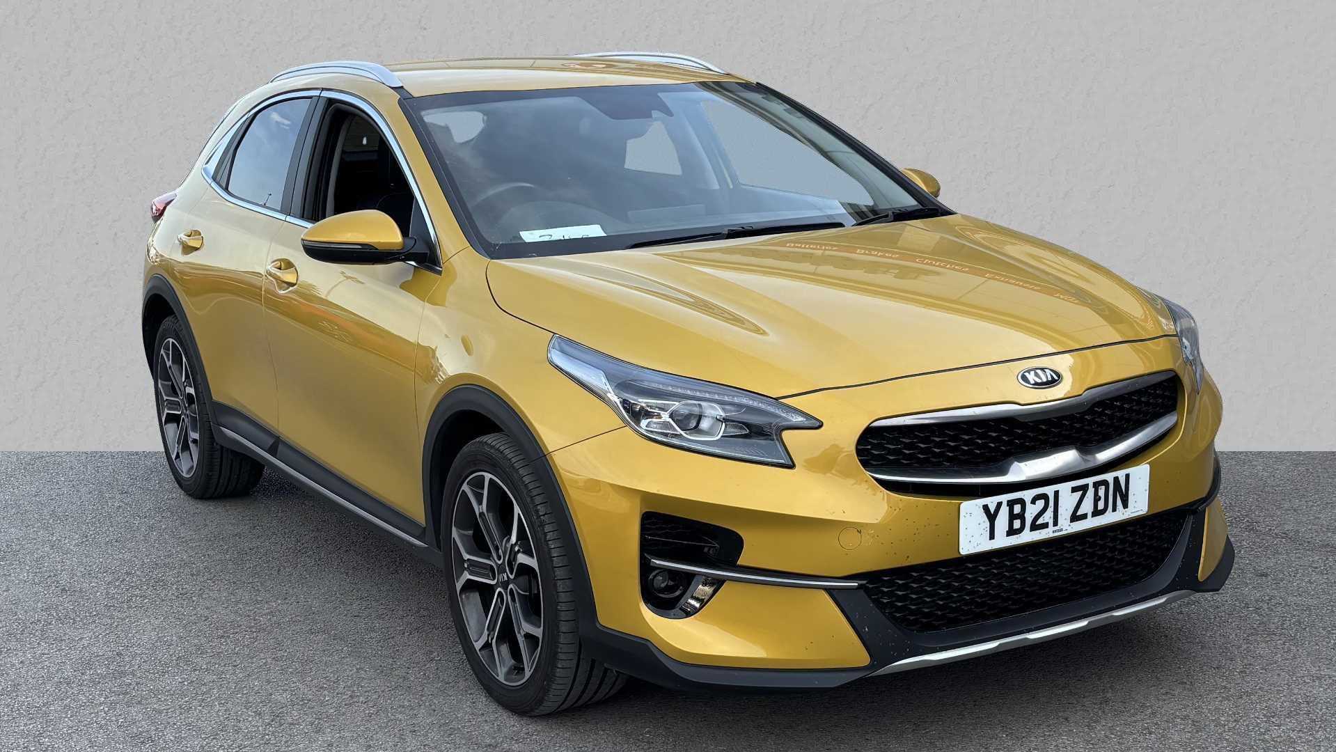 Main listing image - Kia XCeed