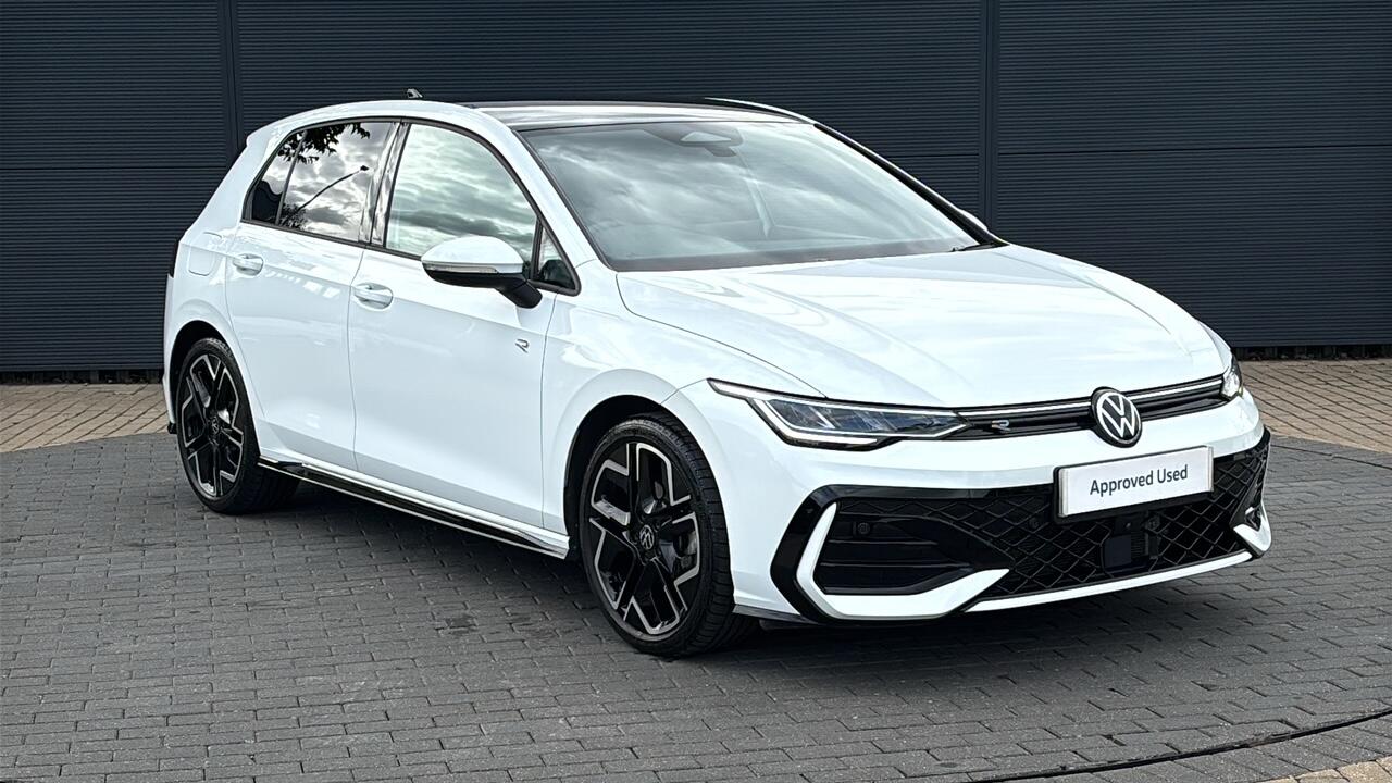 Main listing image - Volkswagen Golf