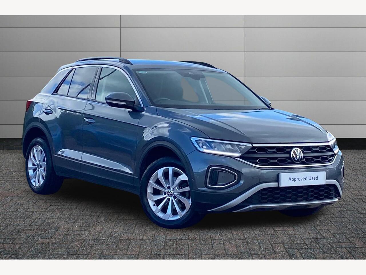 Main listing image - Volkswagen T-Roc
