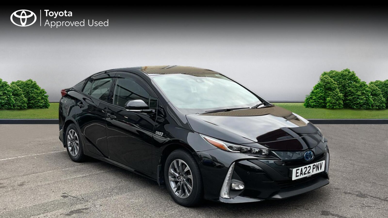 Main listing image - Toyota Prius Plug-In