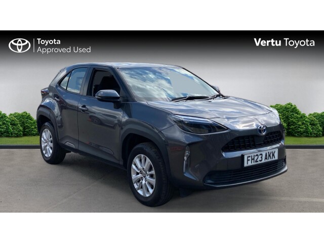 Main listing image - Toyota Yaris Cross