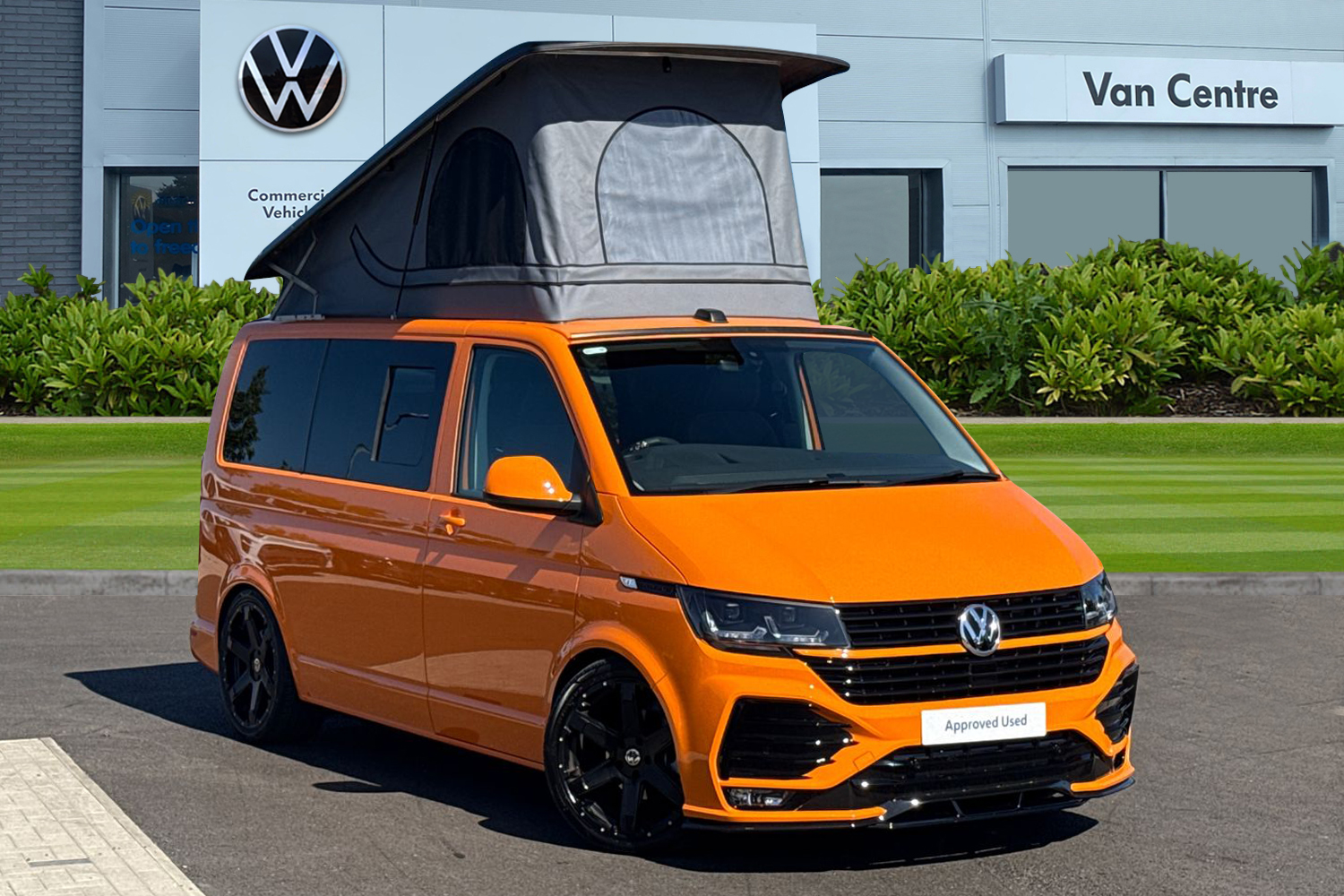 Main listing image - Volkswagen Transporter