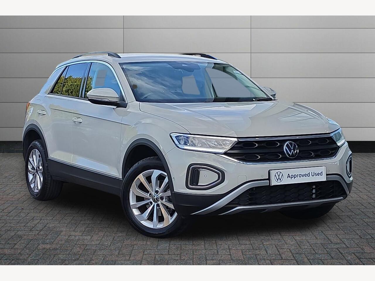 Main listing image - Volkswagen T-Roc