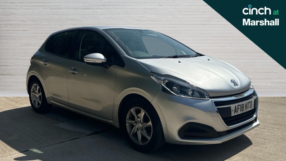 Main listing image - Peugeot 208