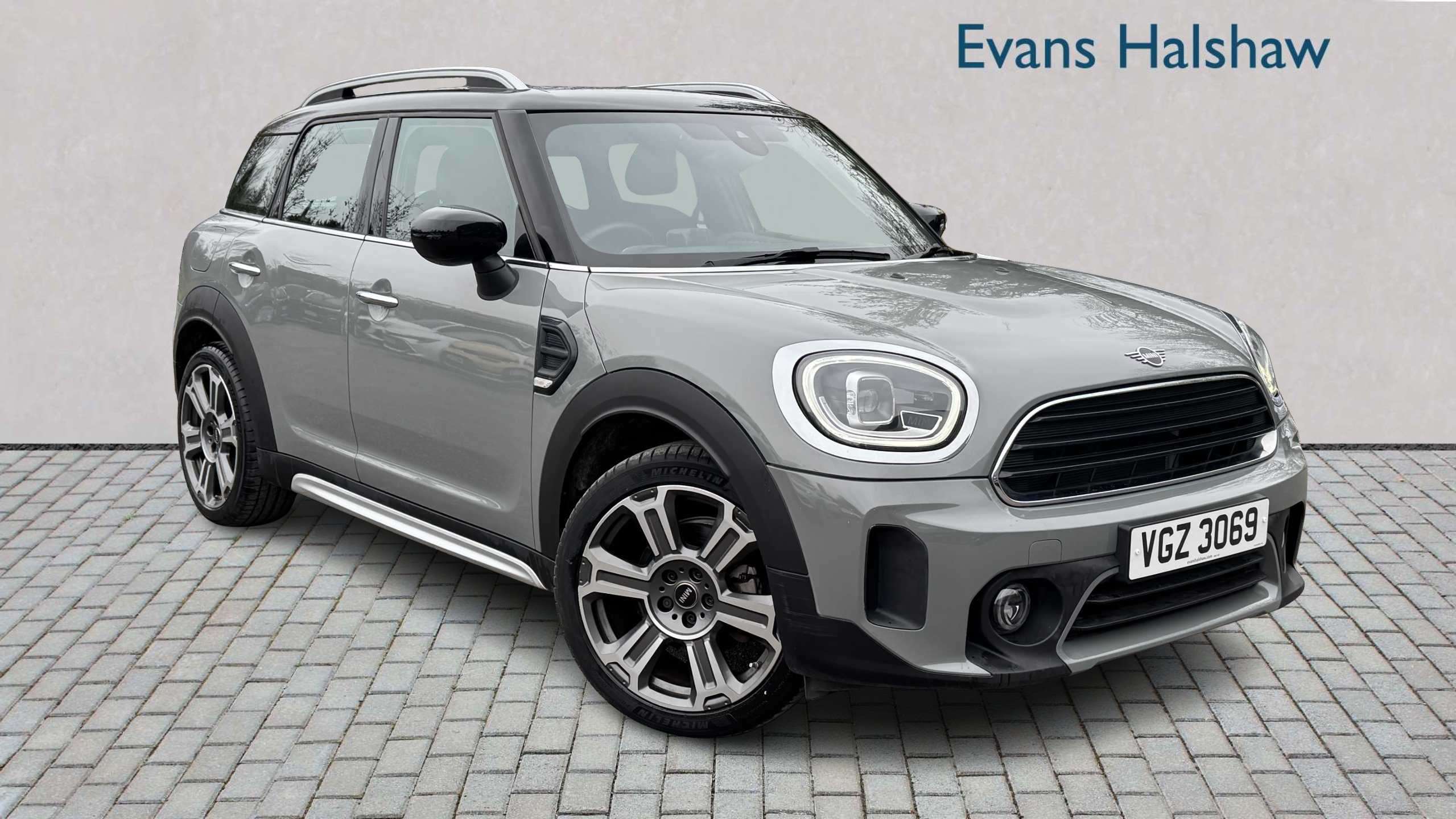 Main listing image - MINI Countryman
