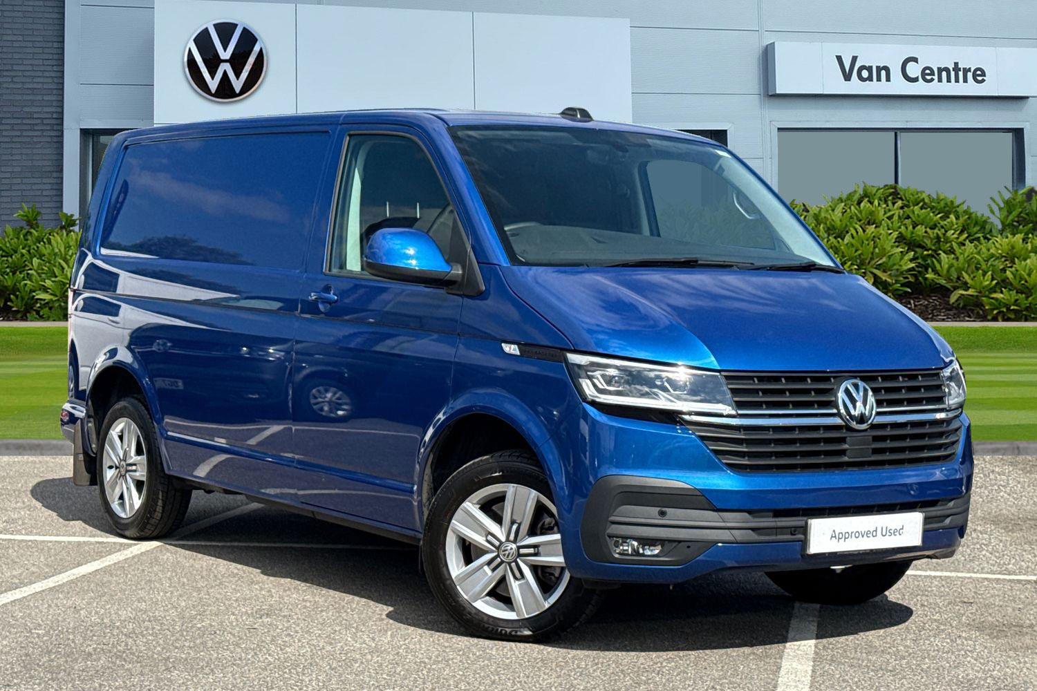 Main listing image - Volkswagen Transporter