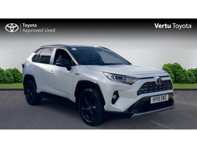 Main listing image - Toyota RAV4