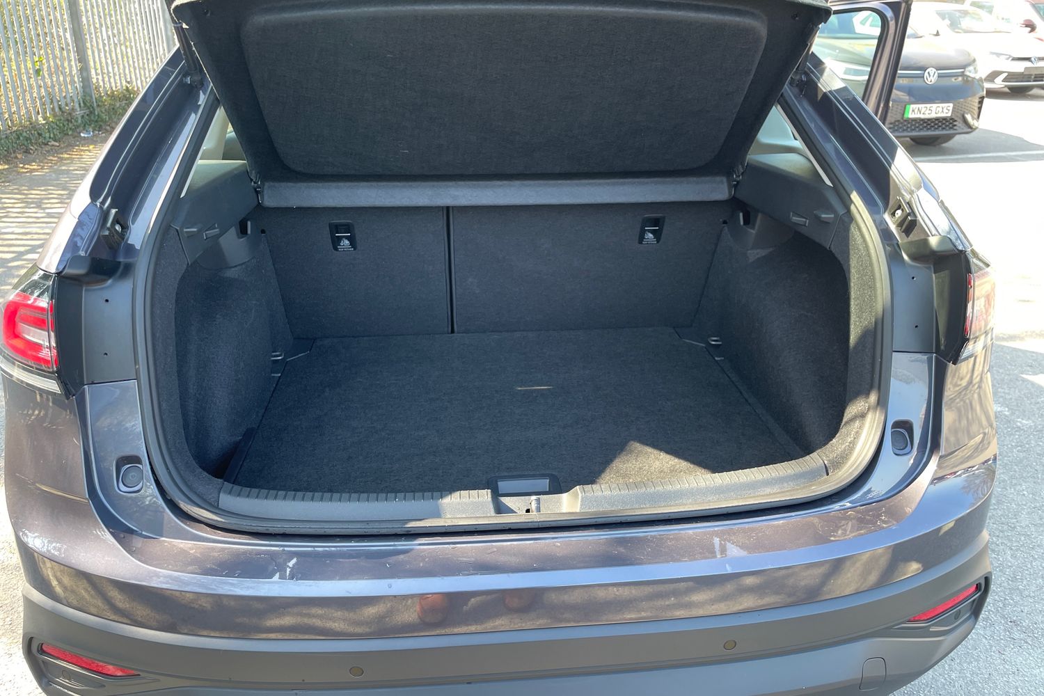 Main listing image - Volkswagen Taigo
