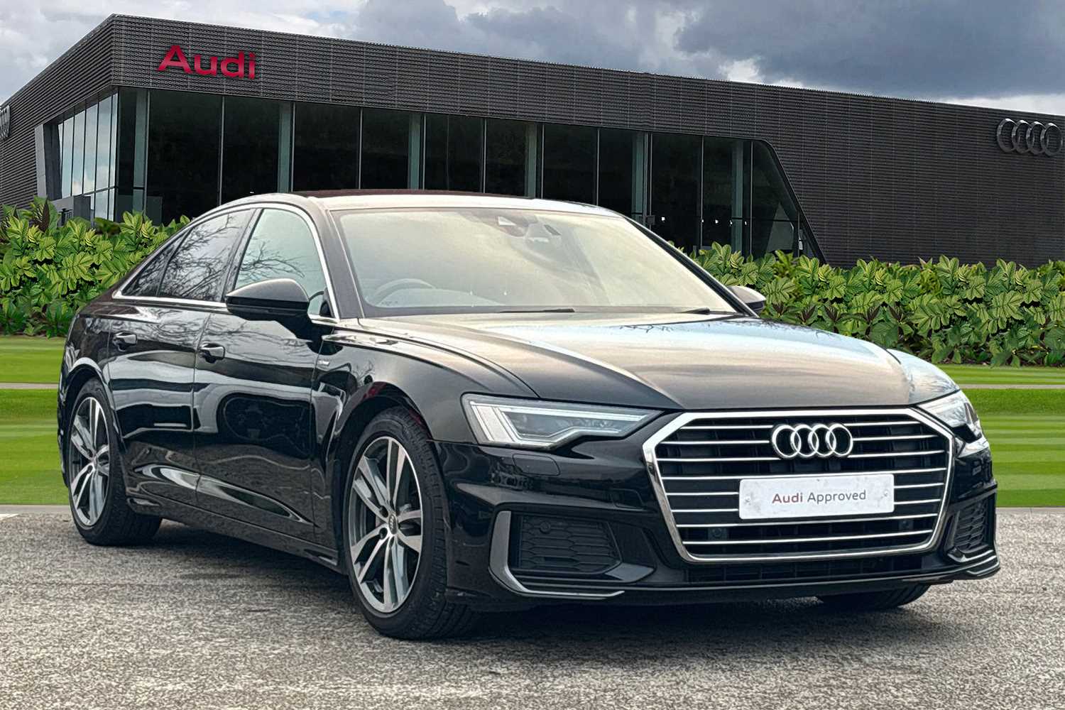 Main listing image - Audi A6