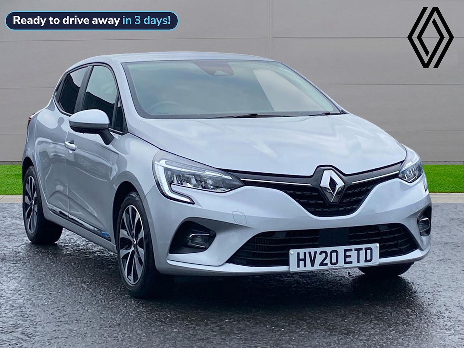 Main listing image - Renault Clio