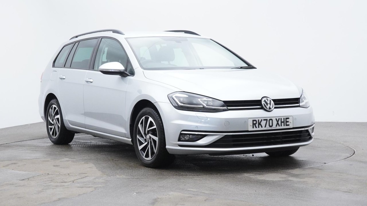 Main listing image - Volkswagen Golf Estate