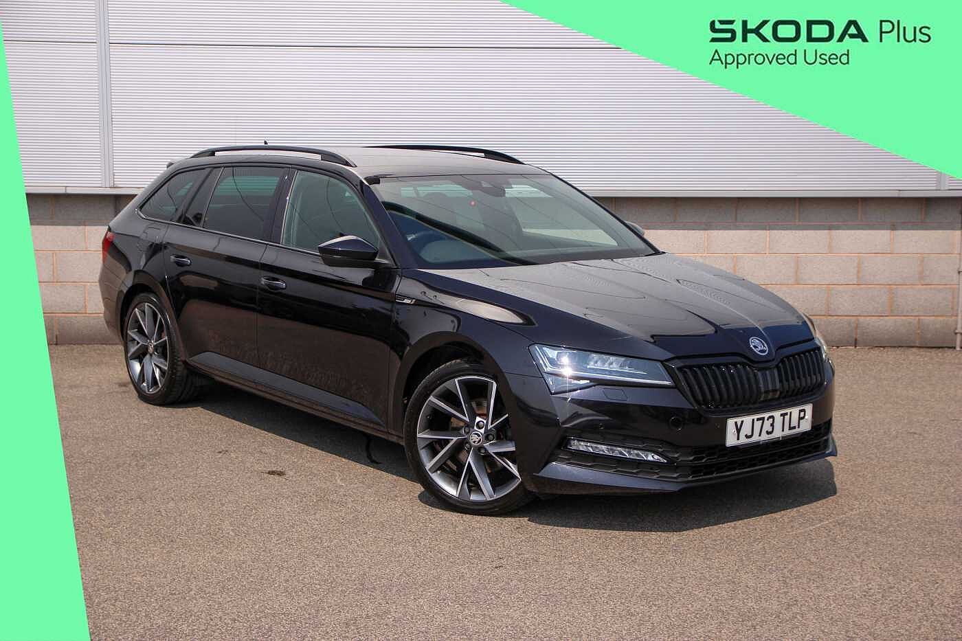 Main listing image - Skoda Superb Estate
