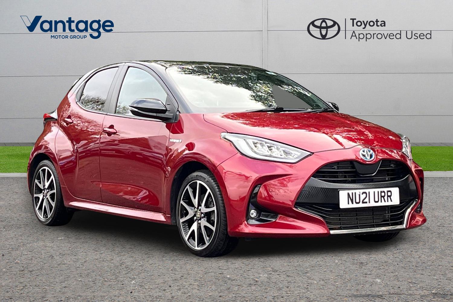 Main listing image - Toyota Yaris