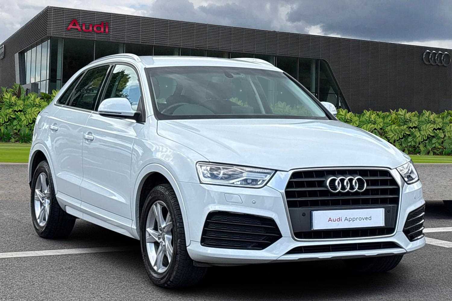Main listing image - Audi Q3